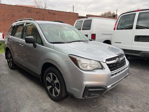 Used 2017 Subaru Forester 2.5i w/ Alloy Wheel Package image 5