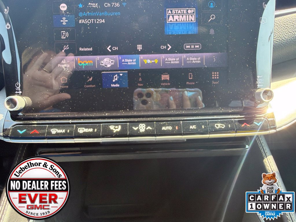 Used 2025 Jeep Wagoneer L Series II w/ 8-pass Seating Package AWD/4WD image 27