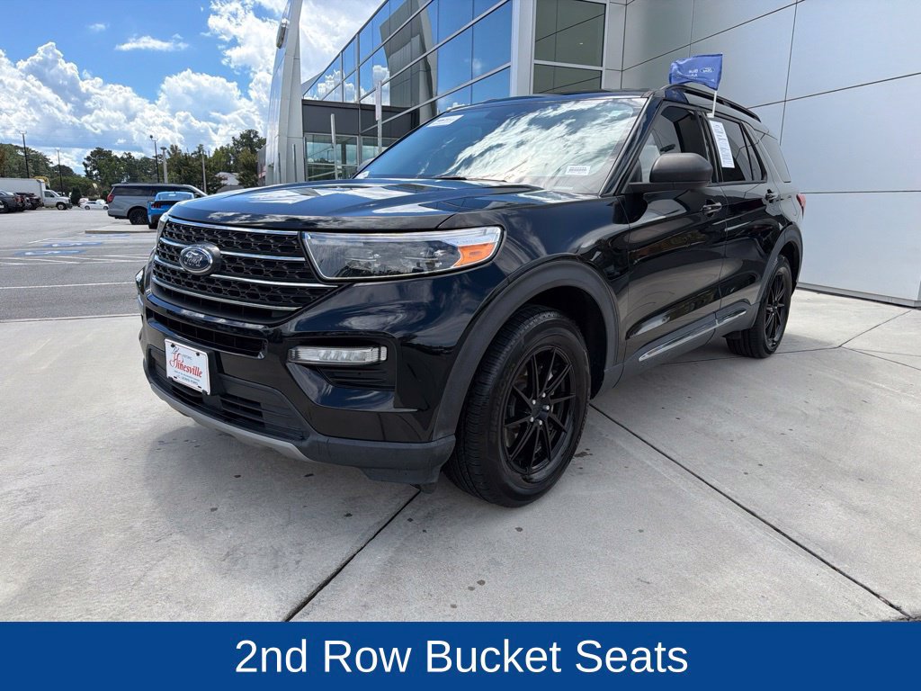 Certified 2023 Ford Explorer XLT w/ Equipment Group 202A RWD image 3
