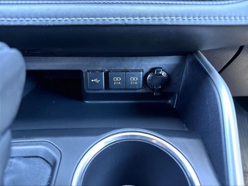Used 2021 Toyota Highlander XSE AWD/4WD image 38