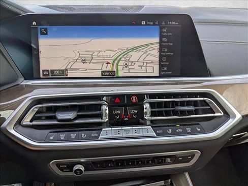 Used 2023 BMW X5 sDrive40i w/ Parking Assistance Package image 17