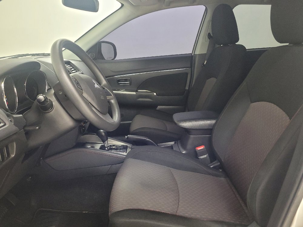 Used 2018 Mitsubishi Outlander Sport ES AWD/4WD image 17