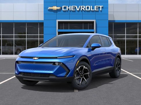 New 2026 Chevrolet Equinox EV LT w/ Comfort Package FWD image 6