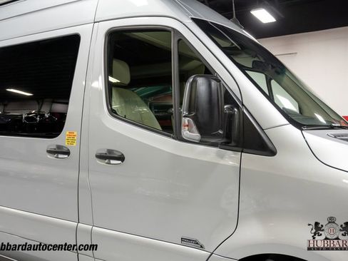 Used 2020 Mercedes-Benz Sprinter 3500 image 21