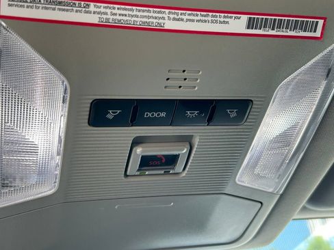 Used 2024 Toyota RAV4 LE FWD image 17