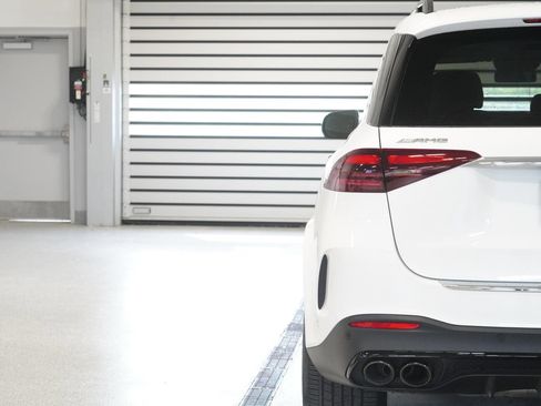Certified 2026 Mercedes-Benz GLE 53 AMG 4MATIC image 9