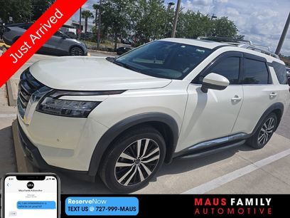 Used 2023 Nissan Pathfinder Platinum w/ Lighting Package (N93)