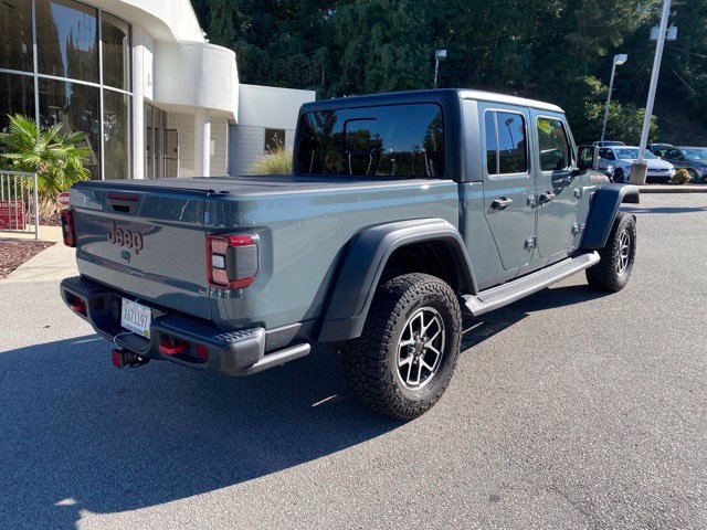 Used 2025 Jeep Gladiator Rubicon w/ Convenience Group AWD/4WD image 6