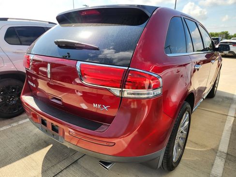 Used 2015 Lincoln MKX FWD w/ Equipment Group 102A image 5
