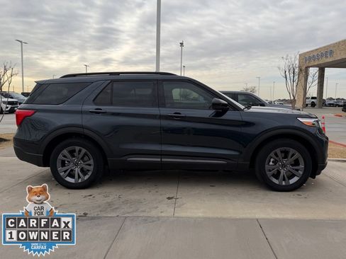Used 2023 Ford Explorer XLT w/ Equipment Group 202A image 18