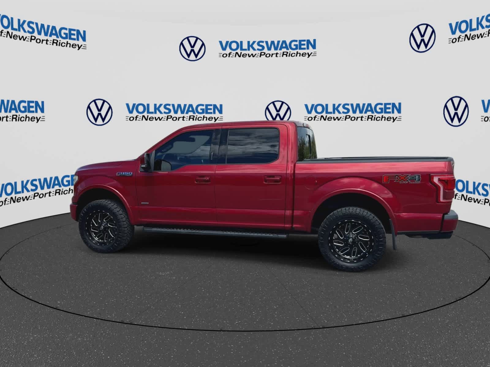 Used 2016 Ford F150 Lariat w/ Equipment Group 502A Luxury AWD/4WD image 5