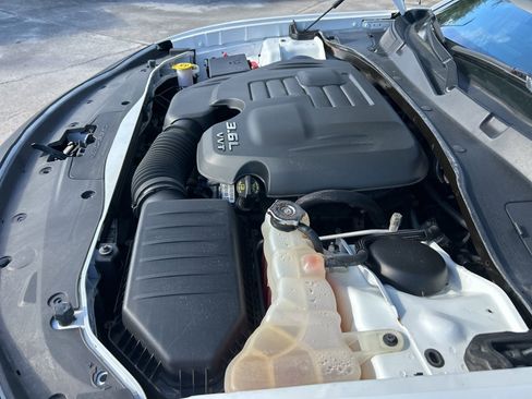 Certified 2020 Dodge Charger SXT image 38