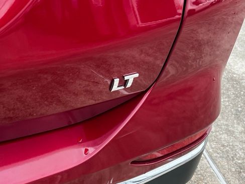 Used 2021 Chevrolet Equinox LT image 29