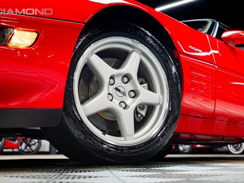 Used 1994 Chevrolet Corvette ZR1 image 6