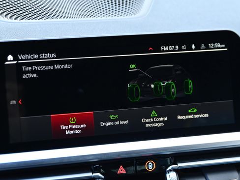 Used 2022 BMW M3 w/ Executive Package image 42