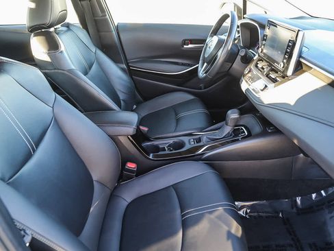 Certified 2020 Toyota Corolla XLE image 17