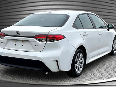 Used 2023 Toyota Corolla LE FWD image 6