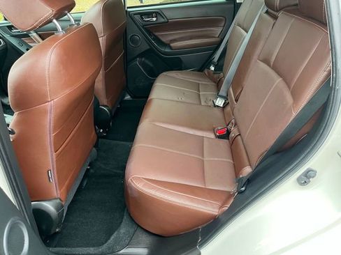 Used 2018 Subaru Forester 2.5i Touring w/ Popular Package #2 image 6