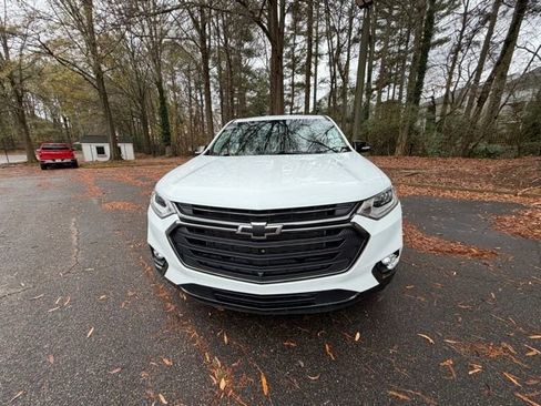 Used 2020 Chevrolet Traverse Premier w/ Redline Edition image 17