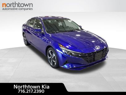 Used 2023 Hyundai Elantra SEL w/ Convenience Package
