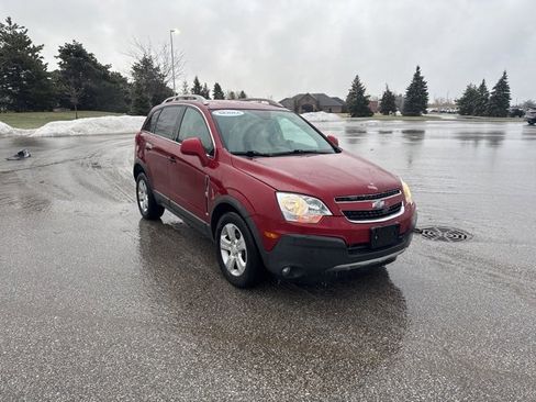 Used 2013 Chevrolet Captiva Sport LS image 3