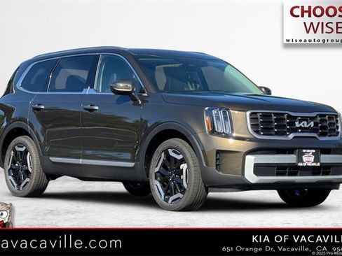 New 2025 Kia Telluride S image 1