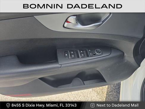 Used 2020 Kia Forte LXS image 18