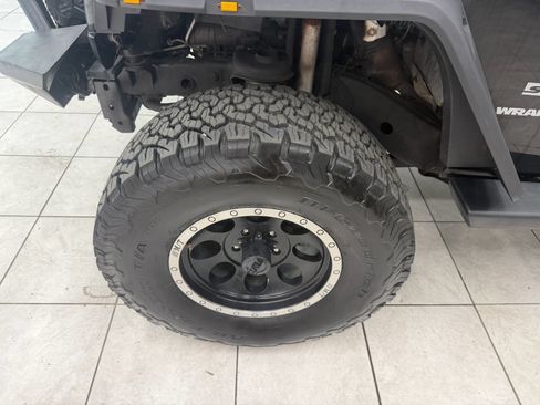 Used 2013 Jeep Wrangler Sport AWD/4WD image 27