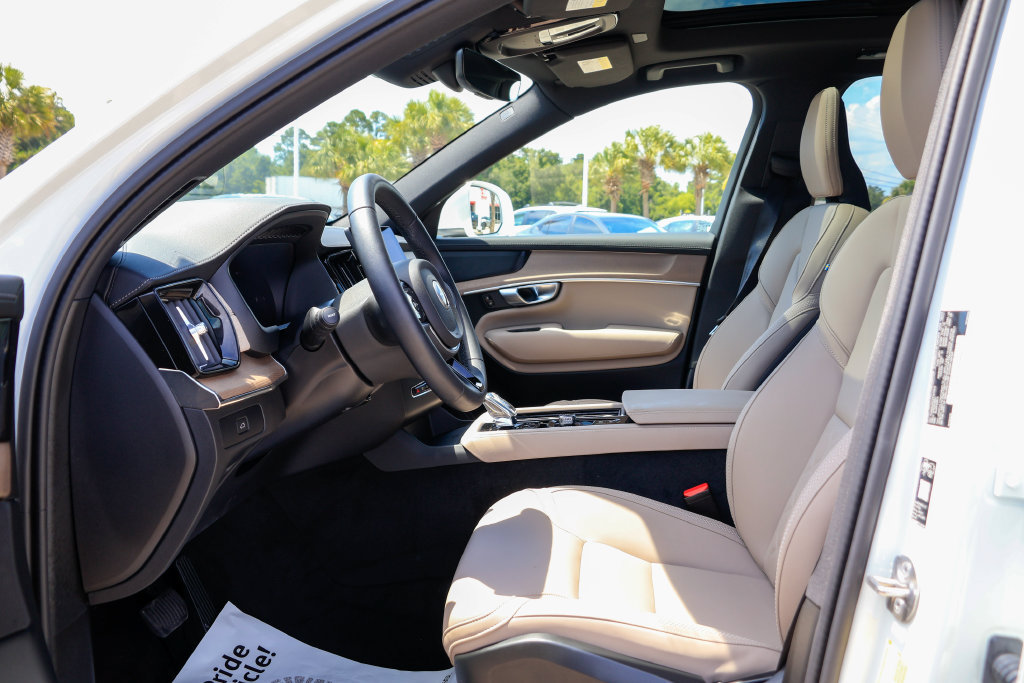 Used 2026 Volvo XC90 B6 Plus AWD/4WD image 8