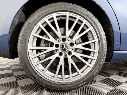 Used 2021 Mercedes-Benz CLA 250 4MATIC w/ Premium Package image 25
