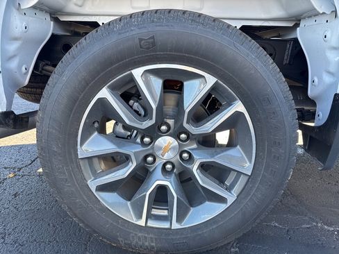New 2025 Chevrolet Silverado 1500 LT image 22