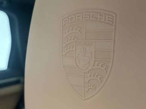 Used 2014 Porsche Cayenne Platinum Edition AWD/4WD image 24