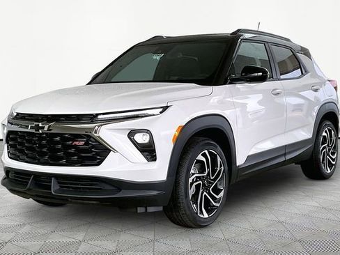 New 2026 Chevrolet TrailBlazer RS w/ Convenience Package FWD image 3
