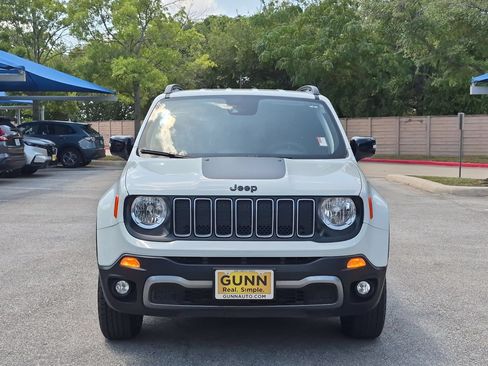 Used 2023 Jeep Renegade Latitude AWD/4WD image 8