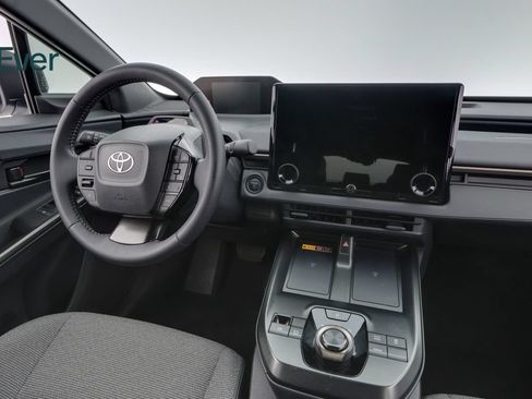Used 2026 Toyota bZ FWD image 23