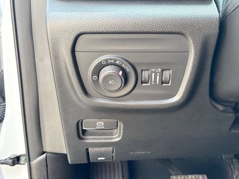 Used 2025 Jeep Grand Cherokee L Limited AWD/4WD image 42