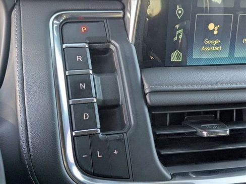 Used 2024 Chevrolet Tahoe LT w/ LT Signature Plus Package image 12