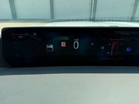 Used 2025 Ford Expedition Max Platinum w/ Driver's Package AWD/4WD image 32