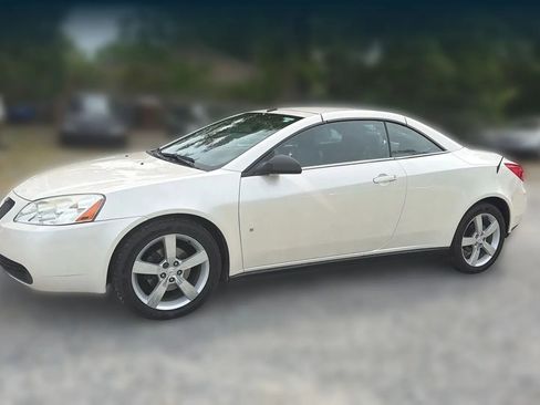 Used 2008 Pontiac G6 GT FWD image 3
