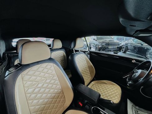 Used 2019 Volkswagen Beetle 2.0T Final Edition SEL FWD image 30
