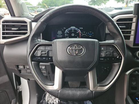Used 2024 Toyota Tundra Limited AWD/4WD image 21