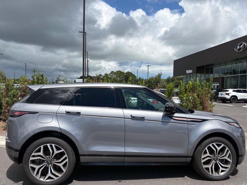 Used 2023 Land Rover Range Rover Evoque R-Dynamic SE AWD/4WD image 6
