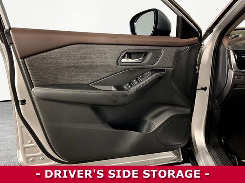 Certified 2022 Nissan Rogue SV AWD/4WD image 20