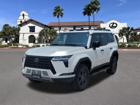 Used 2024 Lexus GX 550 AWD/4WD image 5