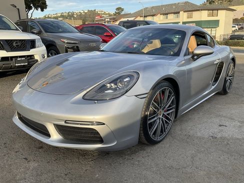 Used 2017 Porsche 718 Cayman S image 56