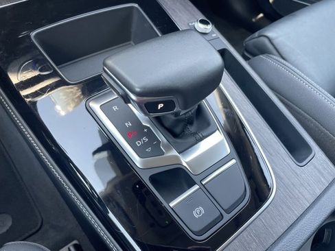 Used 2024 Audi Q5 2.0T Premium Plus image 16