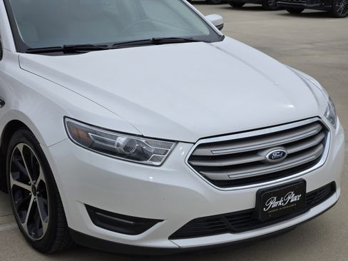 Used 2015 Ford Taurus SEL w/ Equipment Group 201A image 5