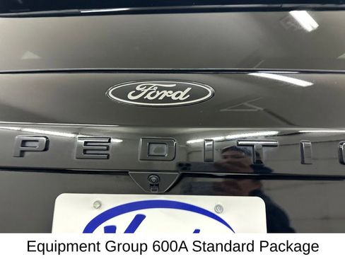 Used 2025 Ford Expedition Platinum w/ Stealth Appearance Package AWD/4WD image 16