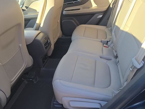 Used 2021 Lincoln Corsair Reserve w/ Equipment Group 201A image 9