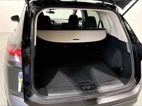 Used 2021 Nissan Rogue S AWD/4WD image 43